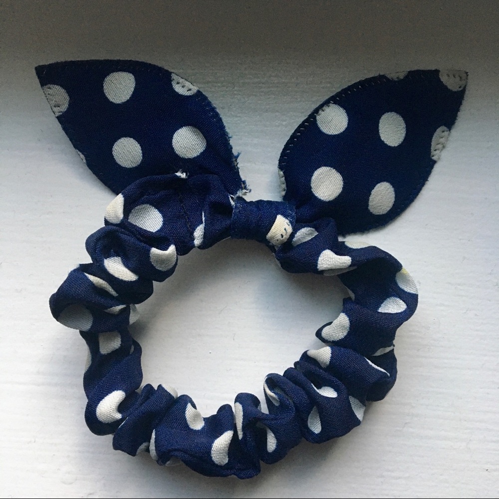 Polka a dot bow scrunchie